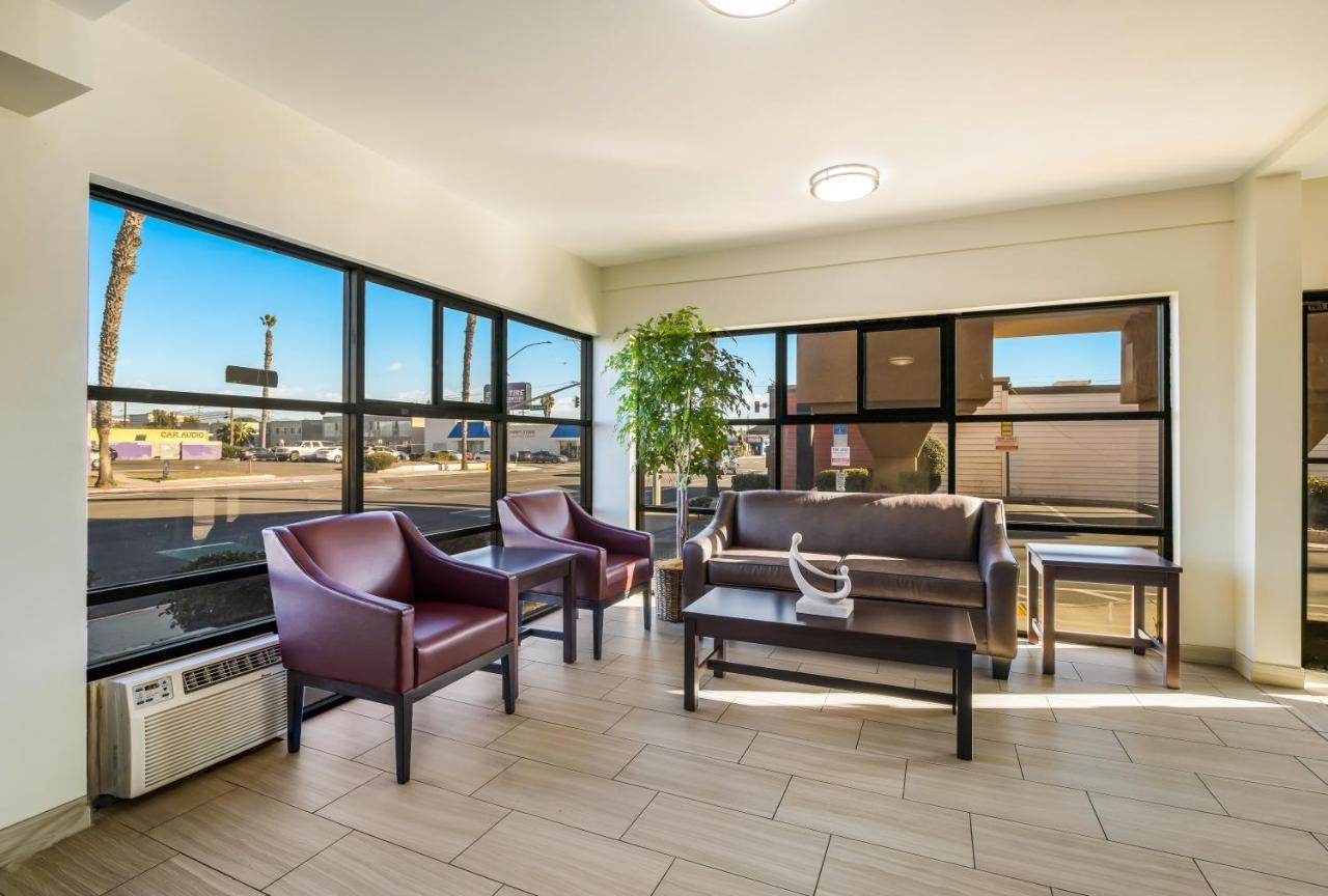 Days Inn By Wyndham Chula Vista-San Diego エクステリア 写真