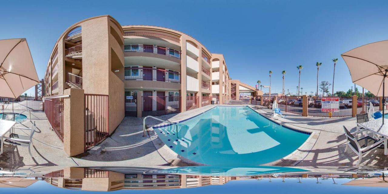 Days Inn By Wyndham Chula Vista-San Diego エクステリア 写真